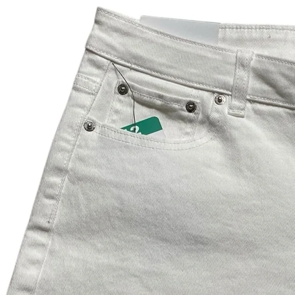Juicy Couture White Jean Shorts Size 12 Stretch Denim 5 Pocket Zip Fly NWT - Picture 3 of 8